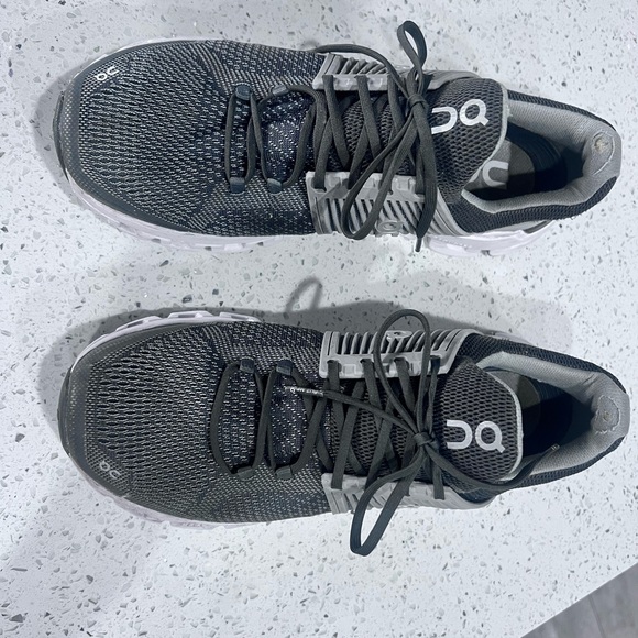 ON Running Gray Sneakers Mens Size 8.5 Grey Black - Picture 8 of 11